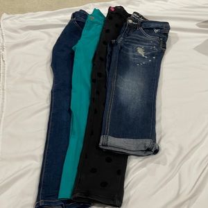 Bundle of bottoms! Size 8